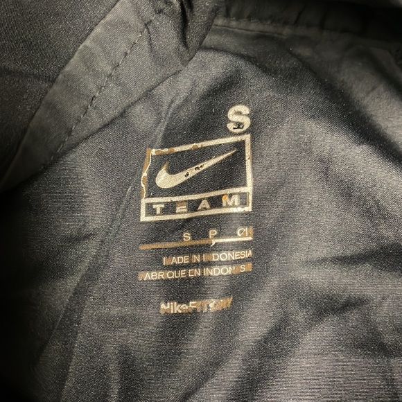 Mens Nike windbreaker size small black - Picture 2 of 3